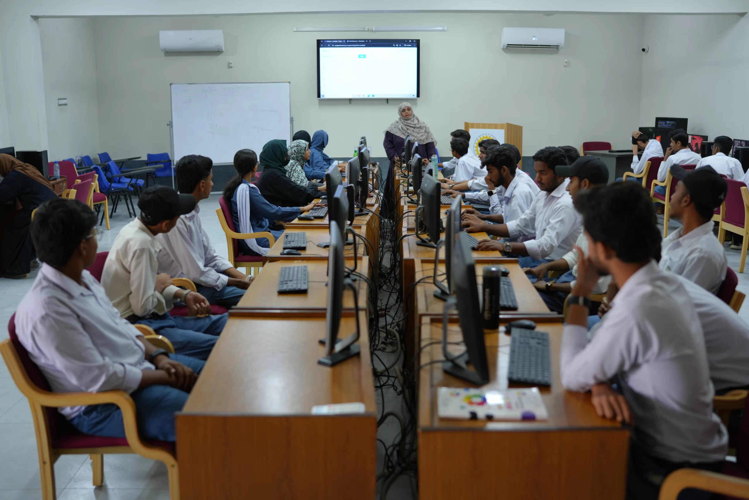 Dehli-College-Student-Visit | SBU