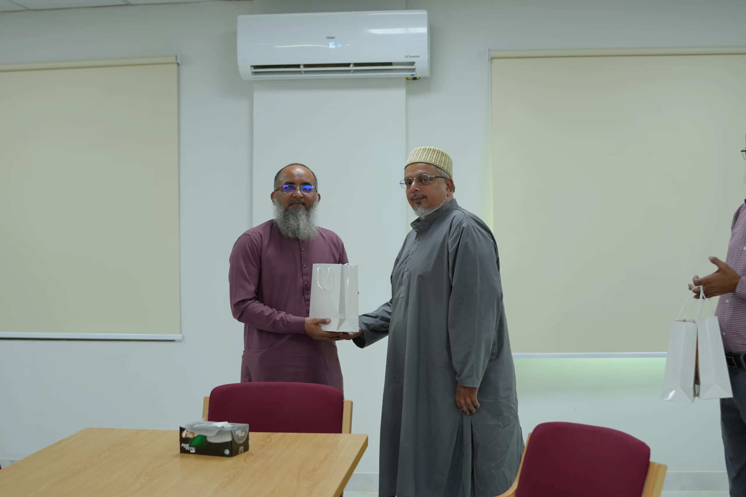 Dehli-College-Student-Visit | SBU